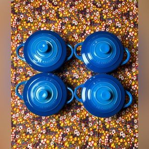 Le creuset mini cocottes set of 4 in Marseille